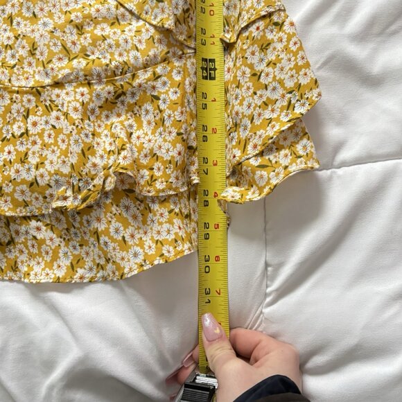 NWT Womens Size 6 Yellow Floral Mini Dress Off Shoulders Sundress Summer Travel - Picture 4 of 8